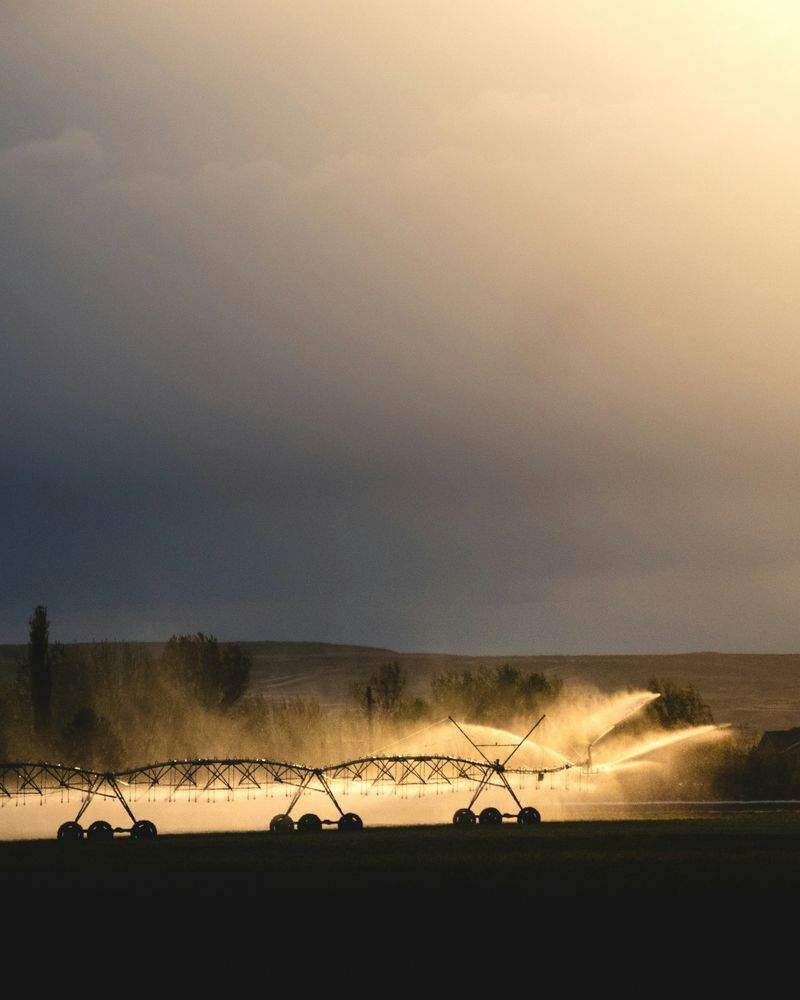 Farm machinery support and maintenance coordination